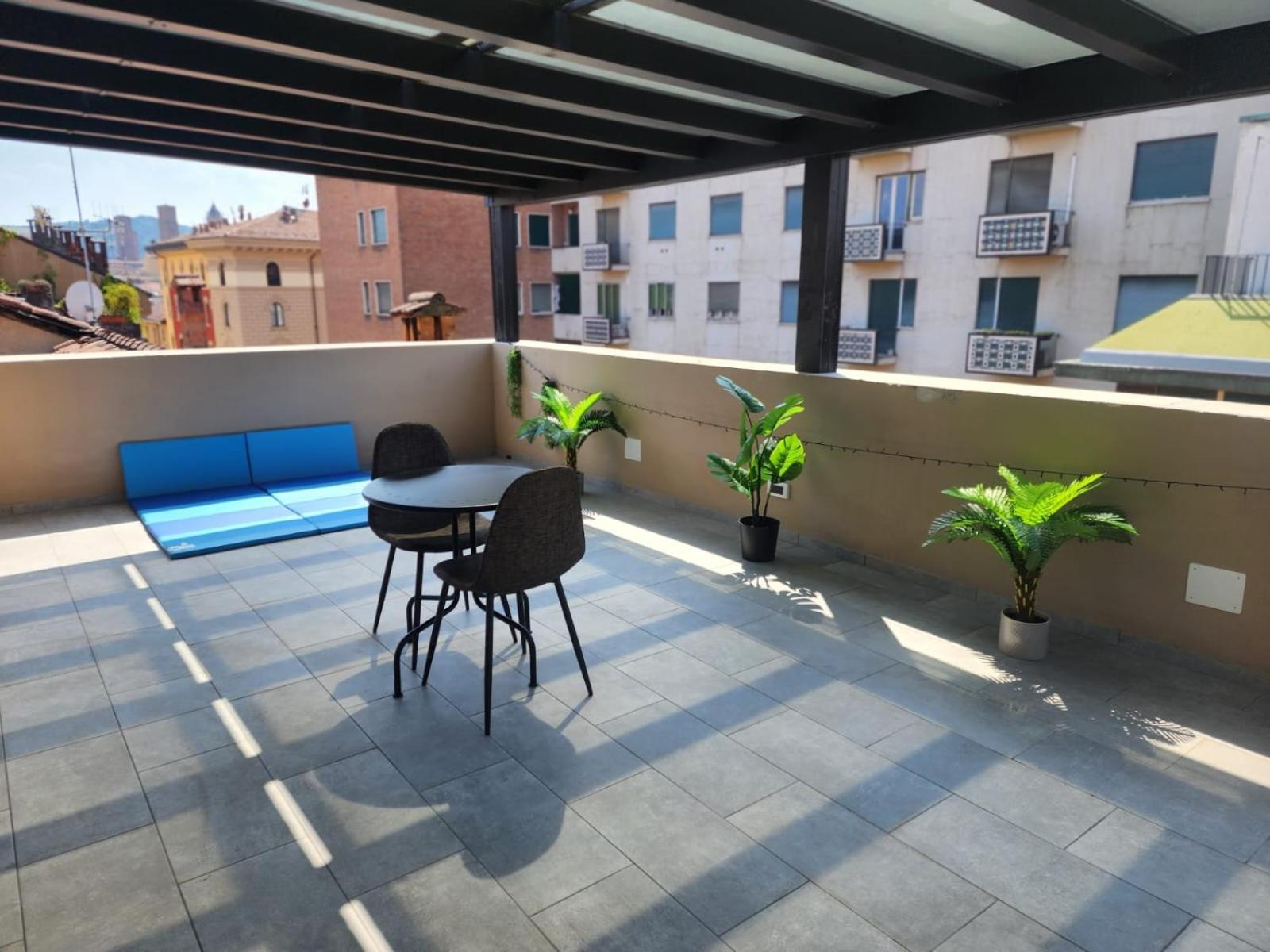 Tata'S Attico Apartment Bologna Luaran gambar